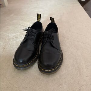Dr. Martens Black Leather Women’s Shoes